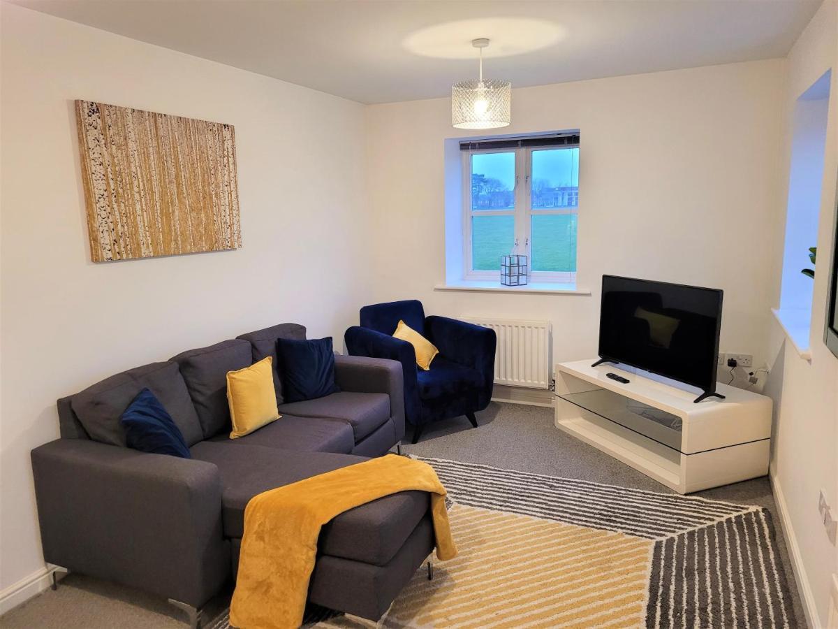Catchpole Stays Abbey Field Apartment- A Lovely 2 Bed Apartment With Field Views Near Colchester Town Centre 외부 사진